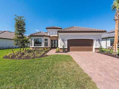 15519 Rio Ponace Ct Naples, FL 34114
