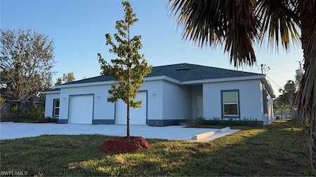 603 SE 23rd Place #603/605 Cape Coral, FL 33990