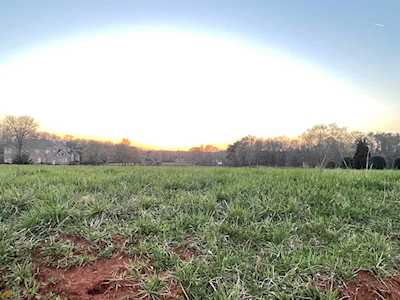 15 Meadow View Court Social Circle, GA 30025
