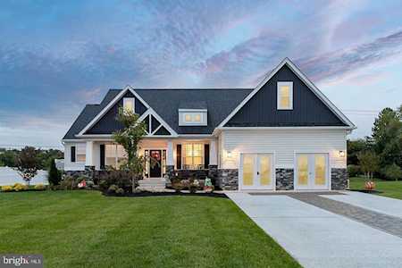 54 Thornwood Dr Glassboro, NJ 08028