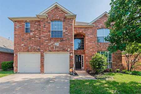 4504 Vista Meadows Drive Fort Worth, TX 76244