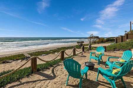 2621 Ocean Street Carlsbad, CA 92008