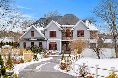 25 Blue Hill River Rd Milton, MA 02186