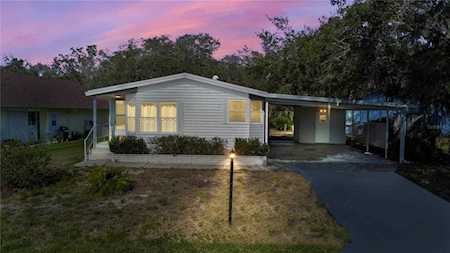 7055 Tamarind Dr Lake Wales, FL 33898