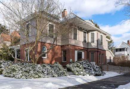28 Harrison Ave Northampton, MA 01060