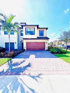 2860 Troubador Street Palm Springs, FL 33406