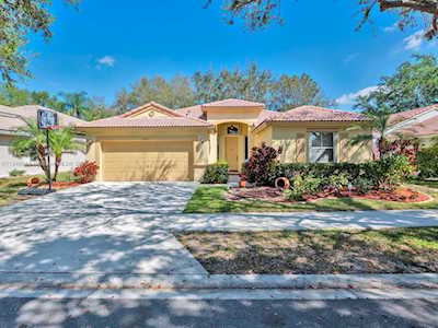 5417 NW 49th St Coconut Creek, FL 33073