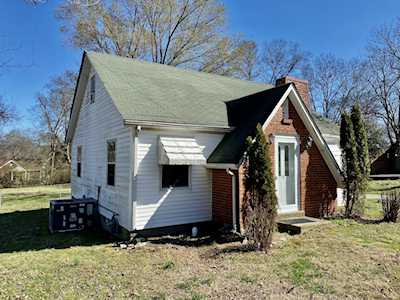 201 Shivel Dr Hendersonville, TN 37075