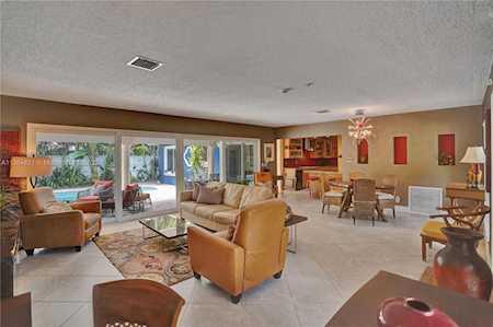 3204 Robbins Rd Pompano Beach, FL 33062