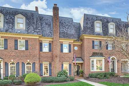 236 Perrin Place Charlotte, NC 28207