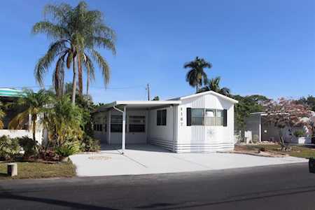 4107 S 88th Place Boynton Beach, FL 33436