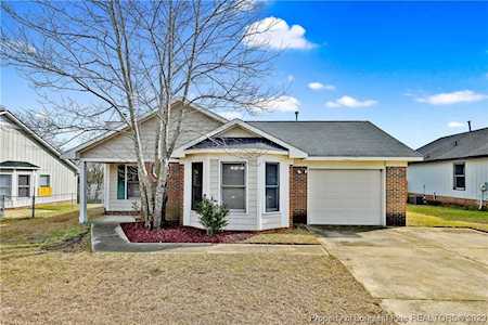 1615 Winnabow Dr Fayetteville, NC 28304