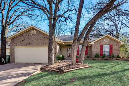 4314 Willow Bend Drive Arlington, TX 76017