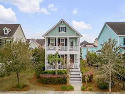 1459 Wando Landing St Daniel Island, SC 29492