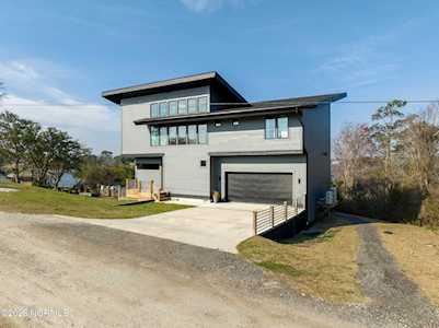 370 Batson Road Hampstead, NC 28443