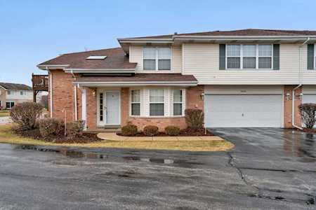 8434 Kirby Dr Tinley Park, IL 60487
