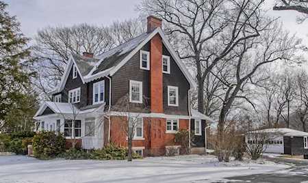 7 Yale Street Holyoke, MA 01040
