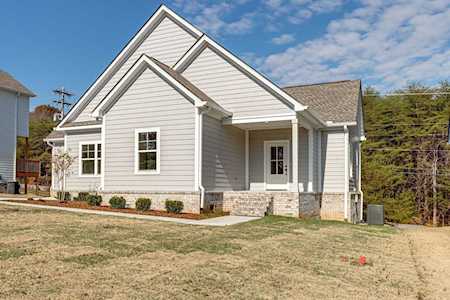 1021 Sycamore Ridge East Burns, TN 37029