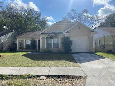 8511 Misty River Ct Tampa, FL 33637