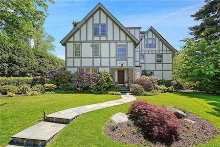 110 Tanglewylde Avenue Bronxville, NY 10708