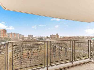 920 Metcalf Avenue #7G Bronx, NY 10473