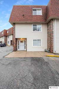 1120 Delmar St Papillion, NE 68046