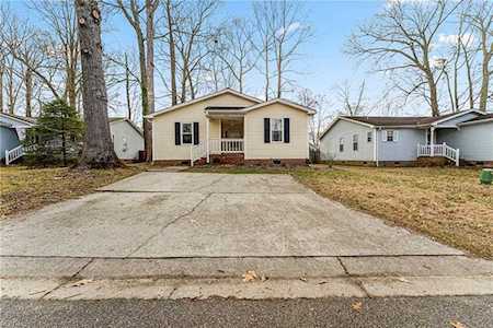 286 Burnetts Way Suffolk, VA 23434