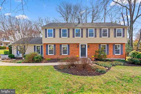12509 Reign Ct Herndon, VA 20171