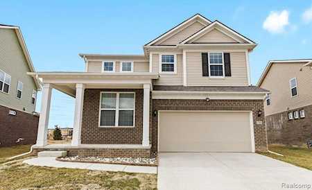 739 Reef Dr Canton Twp, MI 48187