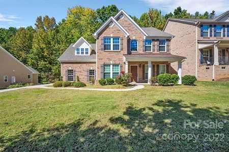 16302 Autumn Cove Ln Huntersville, NC 28078