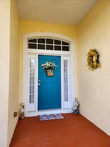 518 S SW Valencia Circle Vero Beach, FL 32968