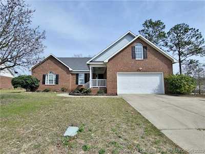 4745 Miranda Dr Hope Mills, NC 28348