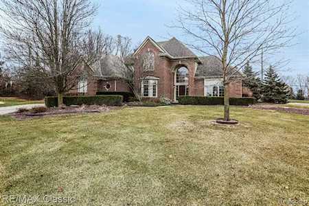 17121 Tall Pines Ct Northville Twp, MI 48168