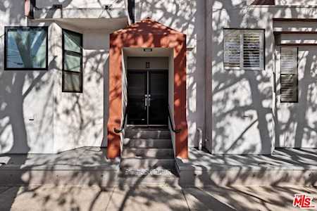 601 N Sweetzer Ave #C West Hollywood, CA 90048