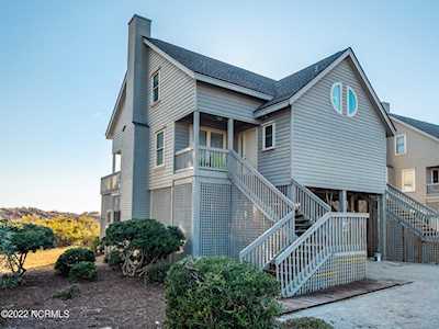 2121 A Ocean Boulevard Topsail Beach, NC 28445