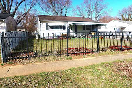 1250 Grovewood Drive Columbus, OH 43207