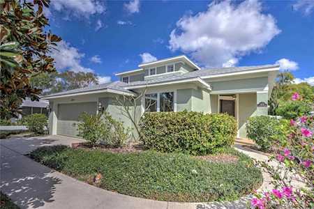 2425 Woodlawn CIRCLE E St. Petersburg, FL 33704
