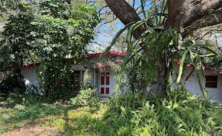 2211 54th Avenue Dr W Bradenton, FL 34207