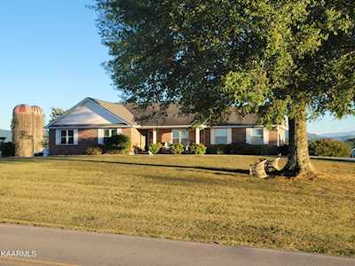 5004 Old Niles Ferry Rd Maryville, TN 37801