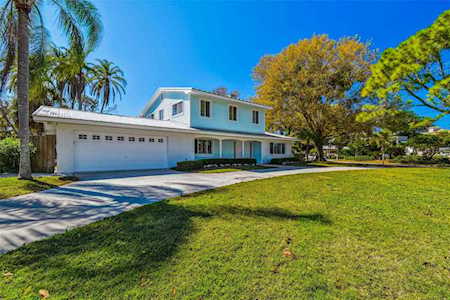 133 Carlyle Dr Palm Harbor, FL 34683