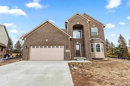 50081 Shefield Plymouth Twp, MI 48170