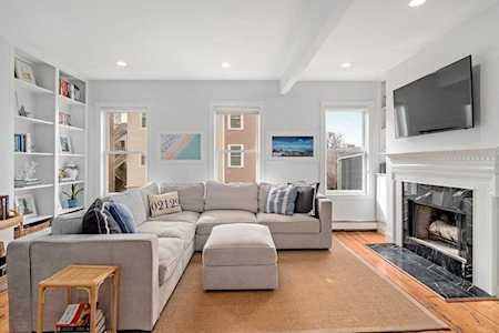 103 Bartlett St #2 Boston, MA 02129