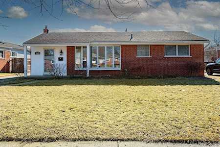 35885 Orangelawn St Livonia, MI 48150