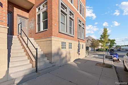 4406 3rd St #2 Detroit, MI 48201