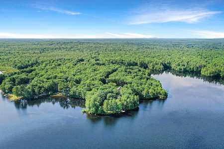 1 Lakeside Dr Lyman, ME 04002