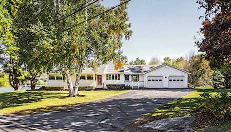 962 River Ave Gardiner, ME 04345