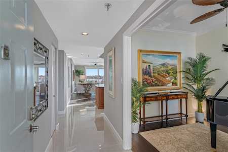 7912 Sailboat Key Blvd S #308 South Pasadena, FL 33707