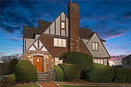 185 Fenimore Road New Rochelle, NY 10804