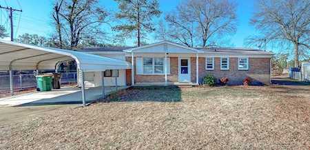 4143 Meadowood Ct Hope Mills, NC 28348