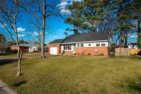 404 Pepper Mill Ln Norfolk, VA 23502